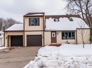 520 20th Ave SW, Rochester, MN 55902