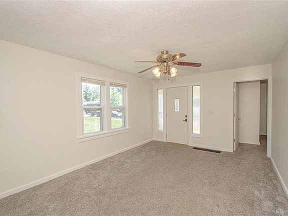 5th image of 1113 Eureka Dr