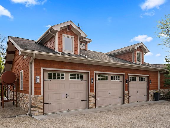 5th image of 132 Liberty Woods Ct NW
