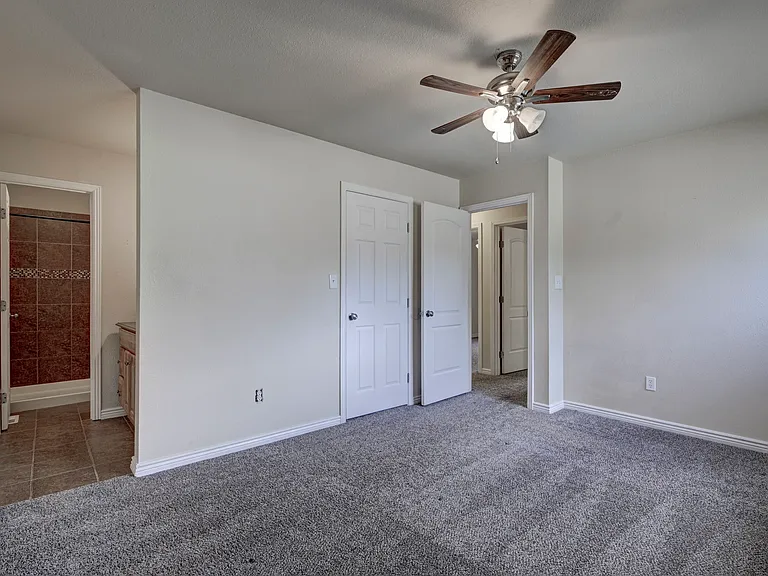 4318 Moonbeam Dr — Photo 26