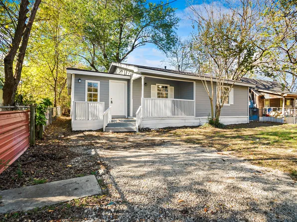 1609 Oriental St, Bonham, TX 75418