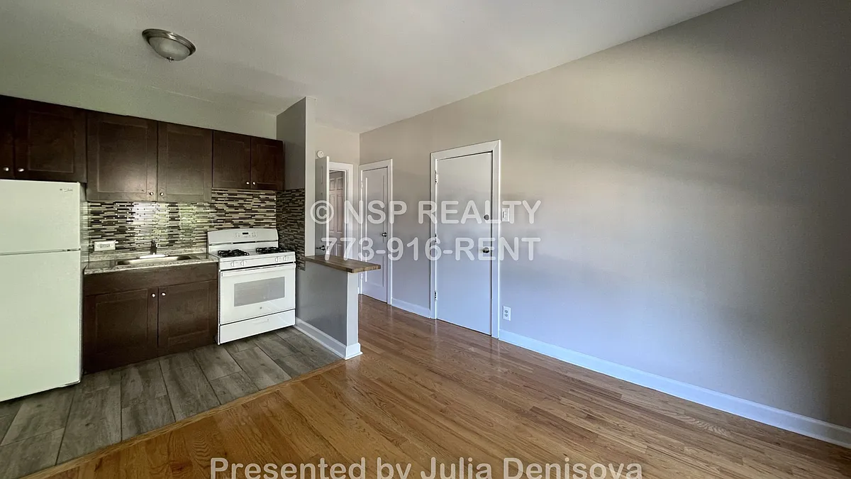 Building Photo - 5670.5 N Ridge Ave #1H