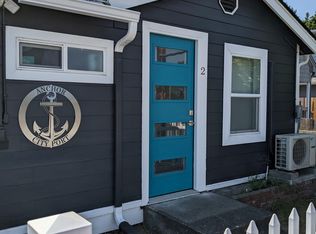 827 10th St, Bremerton, WA 98337