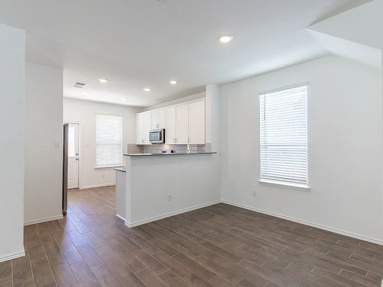 308 Redonda Dr — Photo 5