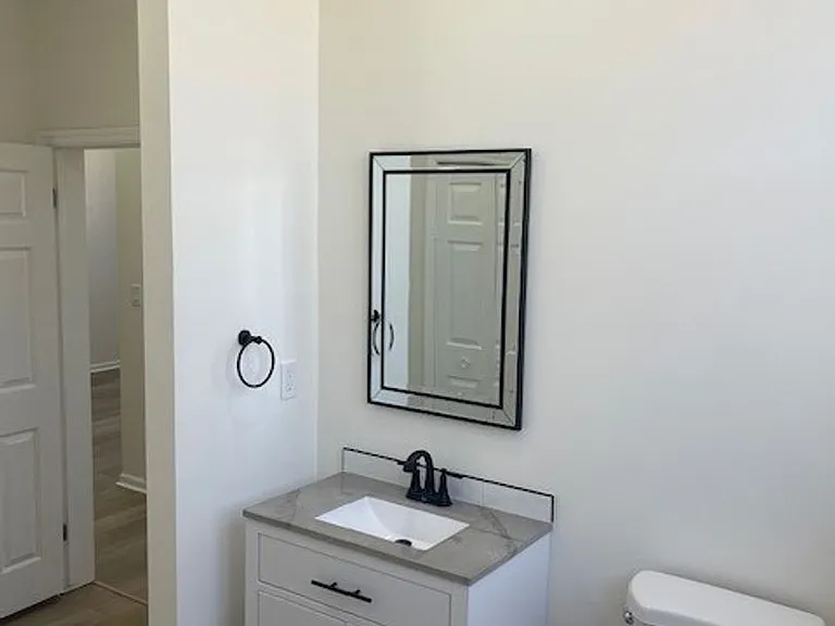 110 Hamilton St — Photo 14