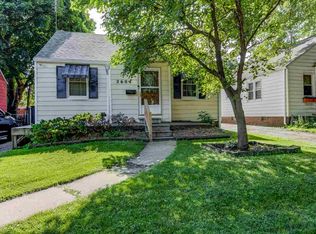 2604 Price Ave, Springfield, IL 62704