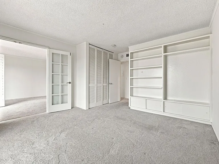 300 Cagney Ln #1 — Photo 8