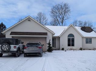 57357 Sequoia Dr, Goshen, IN 46528