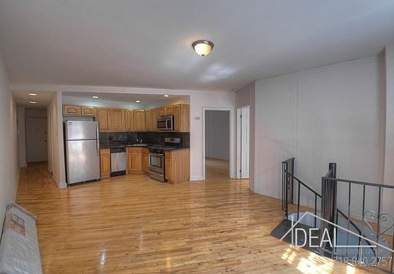 3rd image of 392 2nd St #31