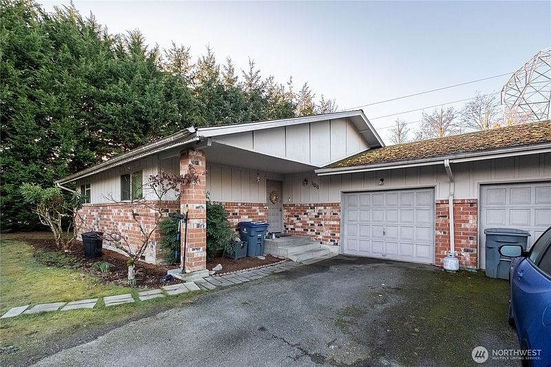 2nd image of 11211 126th Avenue Ct E
