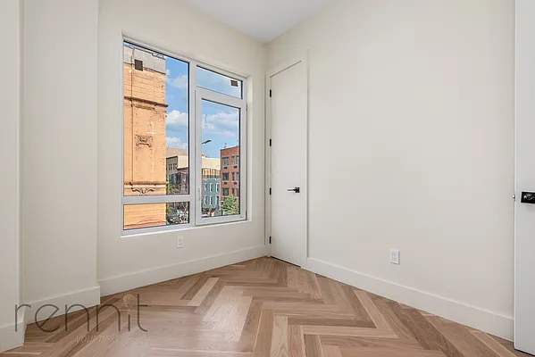 Rented by Rennit Inc. | media 12