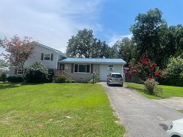 1st image of 1620 Zale Dr SE