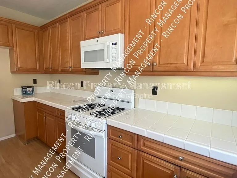 2922 Dunkirk Dr — Photo 7