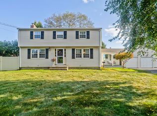 17 Field Rd, Enfield, CT 06082
