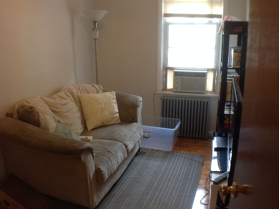 1010-pine-st-4-1