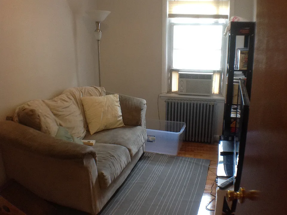 1010-pine-st-4-1
