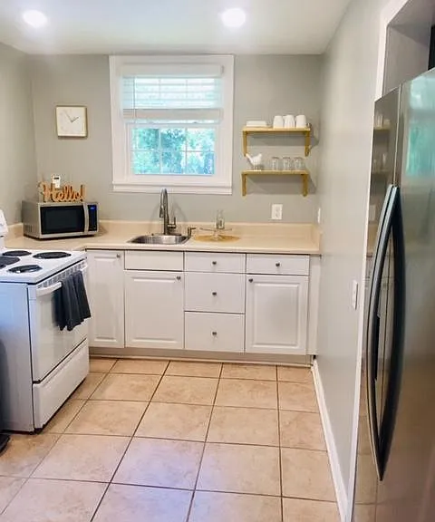 602 N 14th Ave — Photo 14