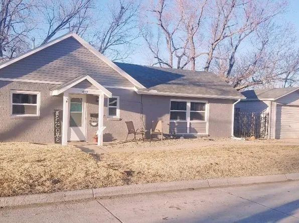 417 E Anna St, McPherson, KS 67460