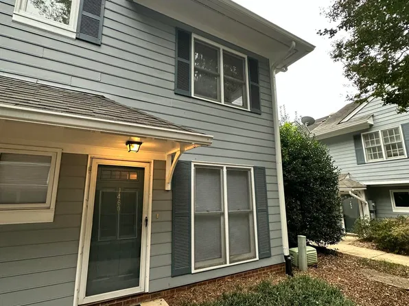 1460 Barton Place Dr, Raleigh, NC 27608