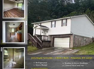 2175 Maple Acres Rd, Princeton, WV 24739