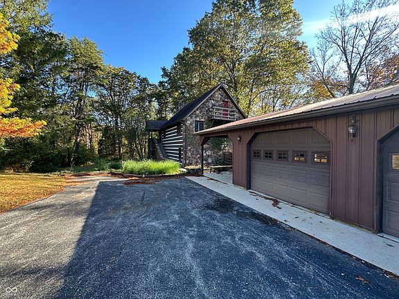 3rd image of 9600 E State Road 46