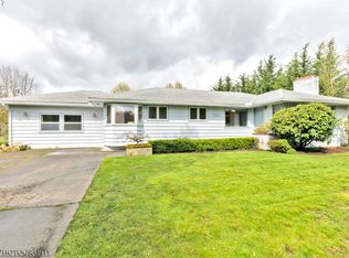 7027 SW 45th Ave, Portland, OR 97219