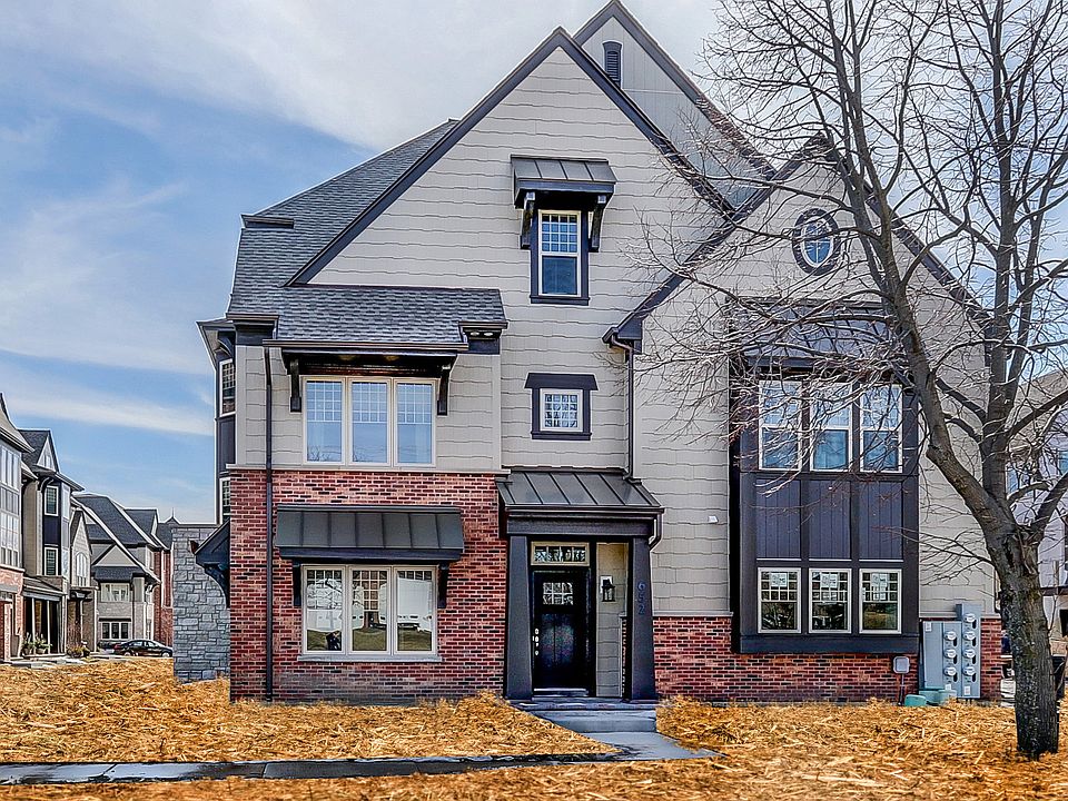 Luxurious Townhomes