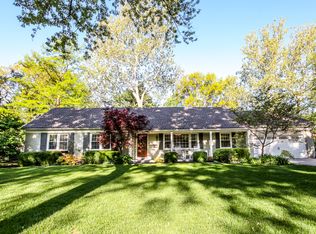 9312 Pawnee Ln, Leawood, KS 66206