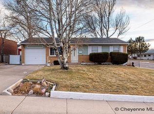 1527 W Gopp Ct, Cheyenne, WY 82007