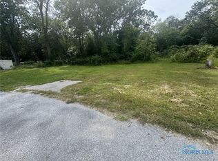 419 N Holland Sylvania Rd, Toledo, OH 43615