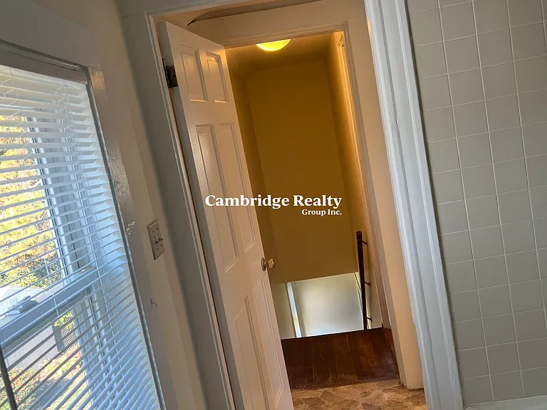 4 Park St #1 — Photo 16