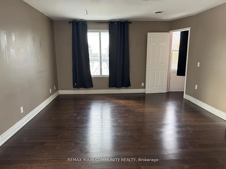 983 Victoria Park Ave — Photo 3