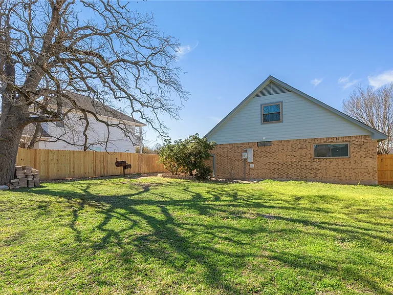 1428 Magnolia Dr — Photo 21
