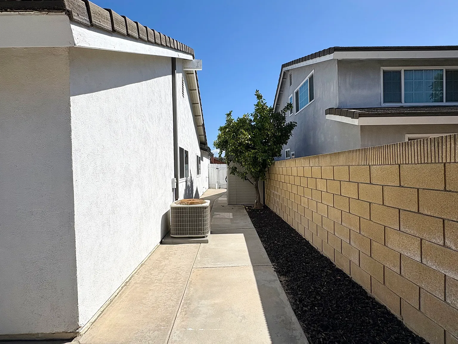 4 bed, 1852 sqft, $6,000 — Photo 3