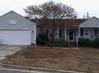 1215 Lexington Farm Rd, Apex, NC 27502