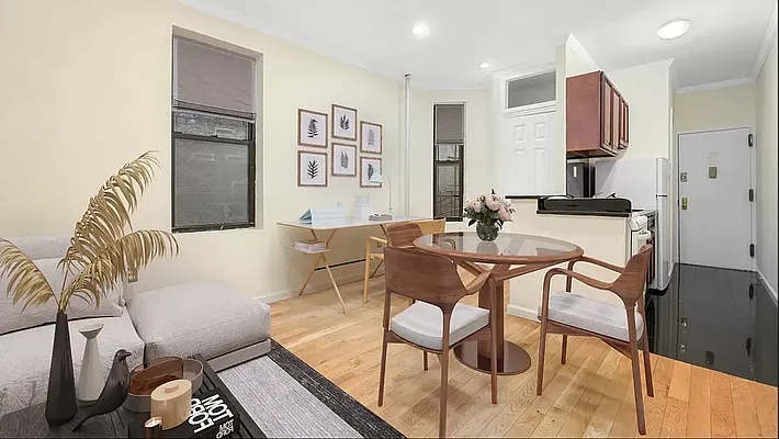 Rented by Compass | media 22