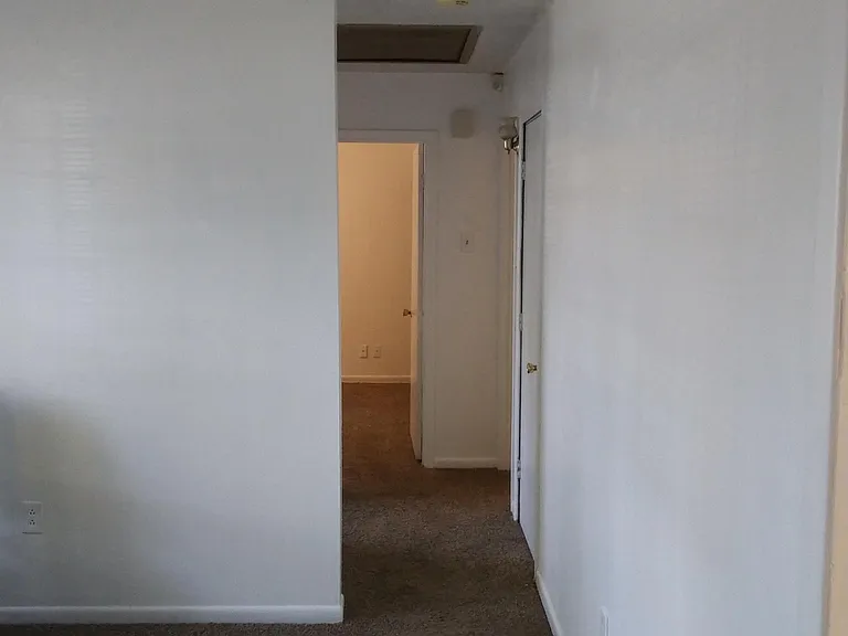 9307 Southwest Dr — Photo 5