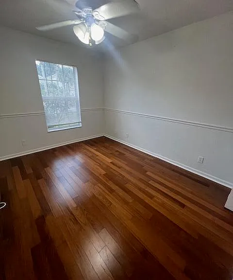 130 Newberry Ln — Photo 18