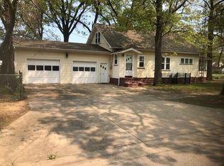 1877 Commerce St, Muskegon, MI 49441