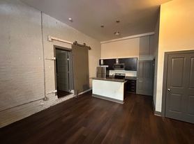 1100 Hull Street Apartments