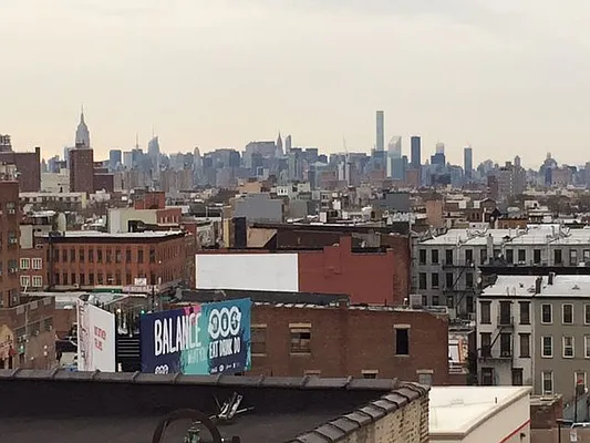 Rented by Rennit Inc. | media 45