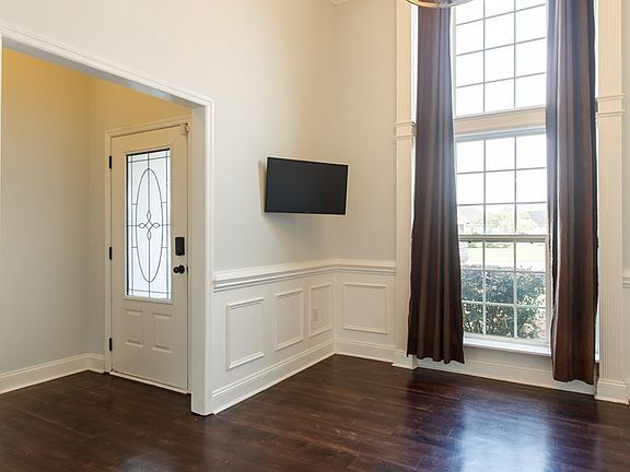 4th image of 4714 Stonewall Cir