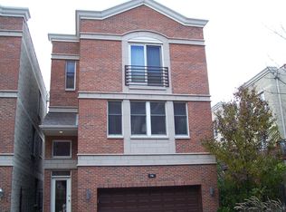 7 W 15th St #A, Chicago, IL 60605