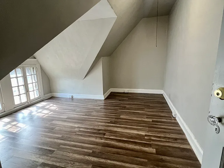 9501 Shakespeare Pkwy — Photo 9