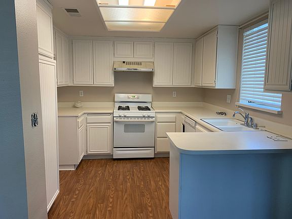3rd image of 26838 Claudette St Unit 228