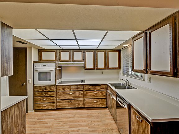 5th image of 12727 W Keystone Dr