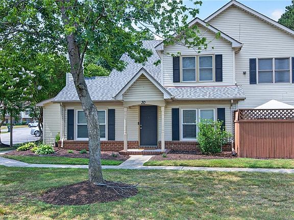 2nd image of 30 Hollis Wood Dr