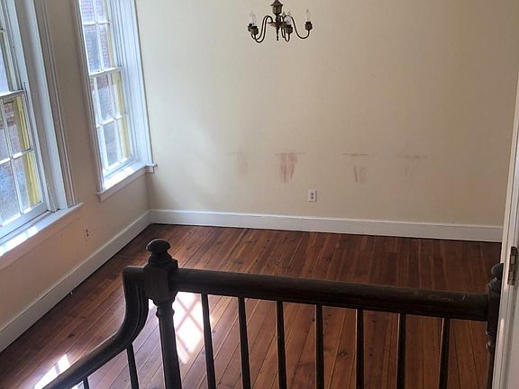 2nd image of 115 N 1st St #202