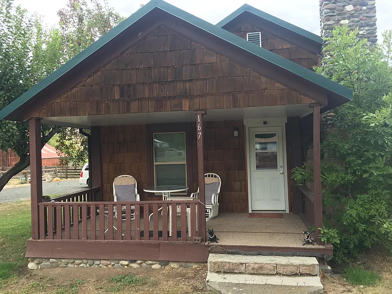 167 W Franklin Ave — Photo 10