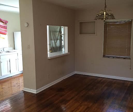 Living Rm/ Dinning area